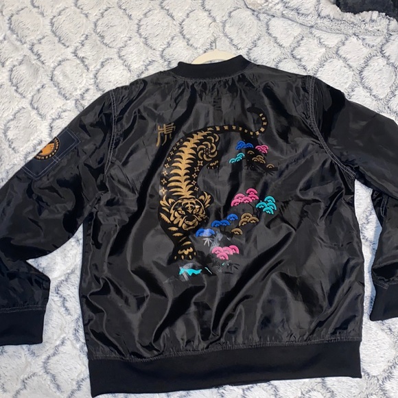 Jacket/ Raw Yarn industries - Picture 3 of 4